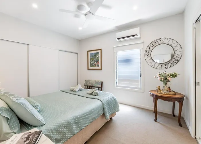 On Esplanade Own Flat & Pool, Manly Cafe Precinct